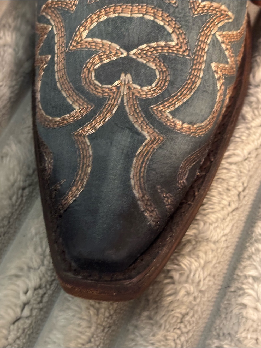 Embroidered Western Leather Cowboy Boots - Blue with Tan Stitching- Circle G - Picture 3 of 7
